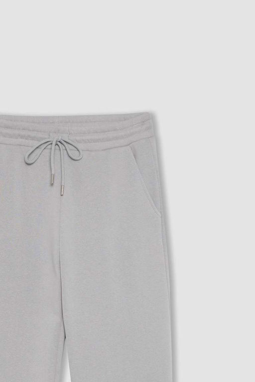 Толстые базовые спортивные штаны для джоггеров без принта с эластичным поясом, шнуровкой и карманом - Defacto фото 8