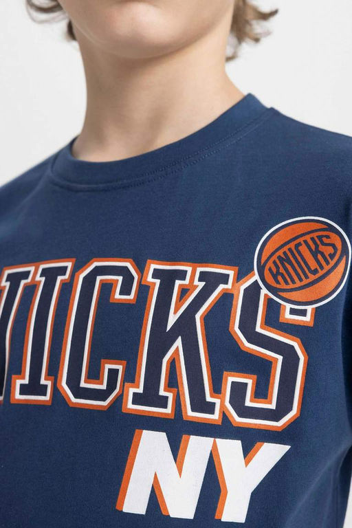 Футболка оверсайз с круглым вырезом и короткими рукавами NBA New York Knicks для мальчиков - Defacto фото 6