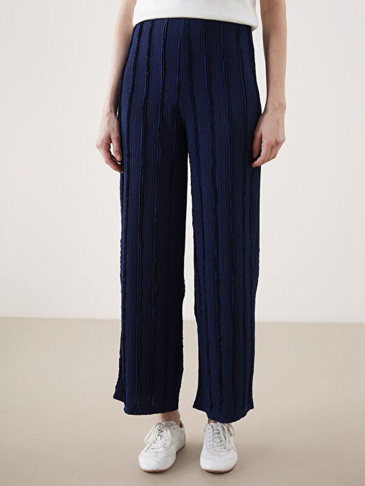 Beli Lastikli Dokulu Geni? Pa?a Kad?n Pantolon