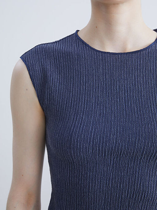 Bisiklet Yaka Dokulu Bluz