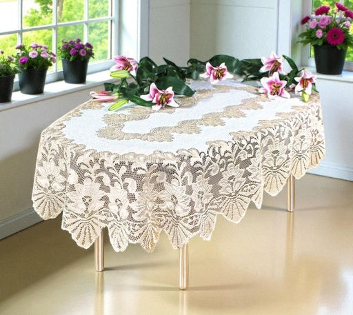 Скатерть арт. 226251/100/3, овальная, размер 100 см * 150 см, цвет: кремово-золотистая