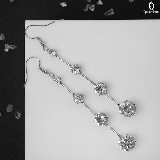 Серьги висячие со стразами Капли дорожка, цвет белый в серебре, 6,2см - Queen fair фото 2