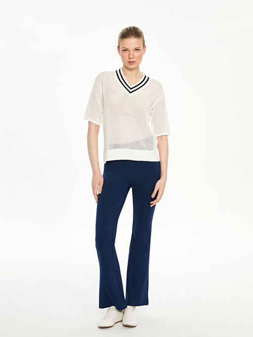 V Yaka Ajurlu Kad?n Triko Kazak