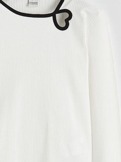 Bisiklet Yaka Kalp Detayl? K?z ?ocuk Ti??rt