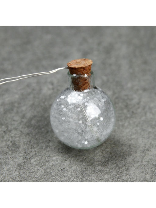 Гирлянда Нить 1.6 м с насадками Шарики с белым конфетти, IP20, серебристая нить, 15 LED, от батареек АА?2, свечение белое - Luazon lighting фото 7