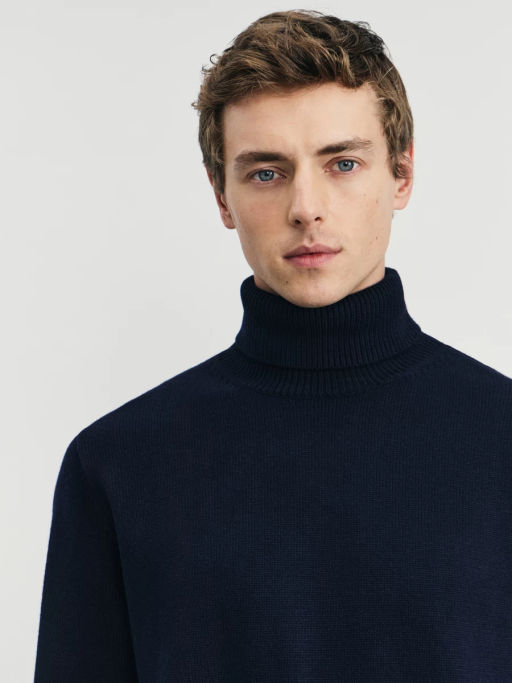 Свитер relax fit с высоким горлом / Zarina