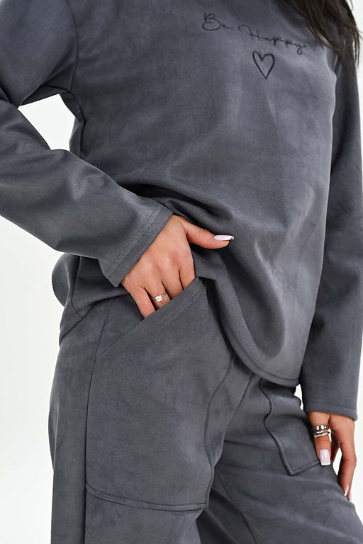 Брюки из мягкой эко замши