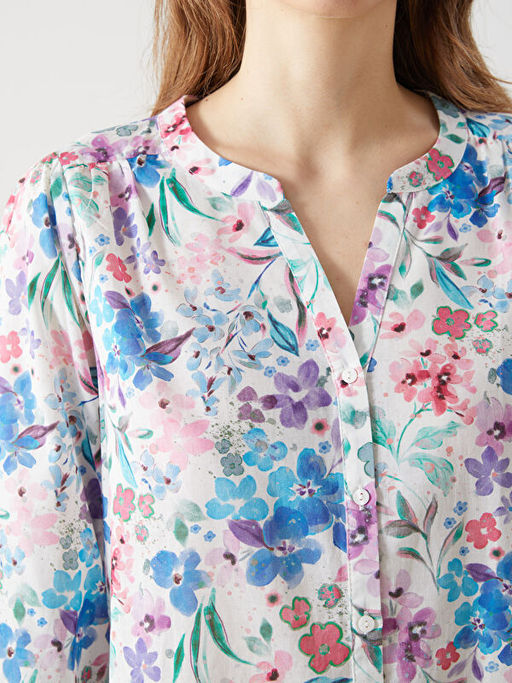 Ka??k Yaka ?i?ekli Kad?n Bluz