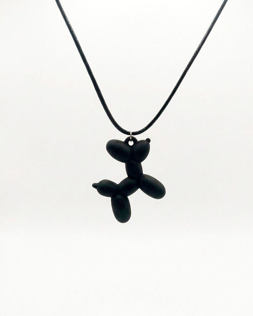 Кулон на шнурке