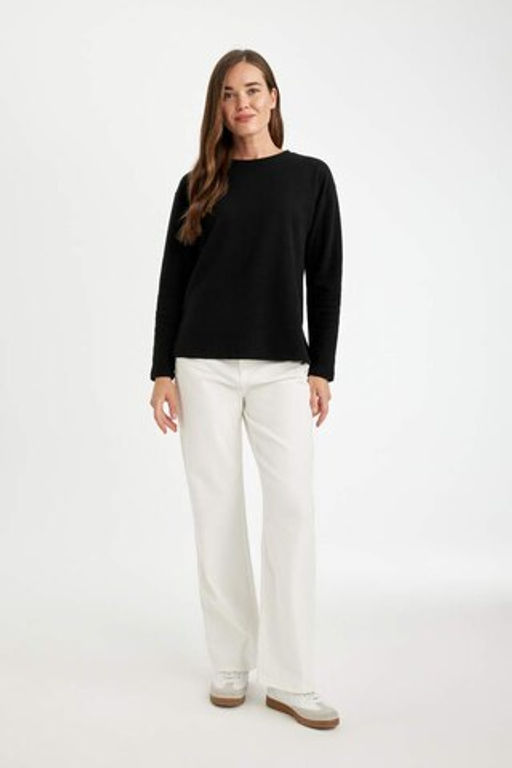 Женская черная однотонная футболка с длинным рукавом из ткани селаник стандартного кроя с круглым вырезом - Defacto фото 2