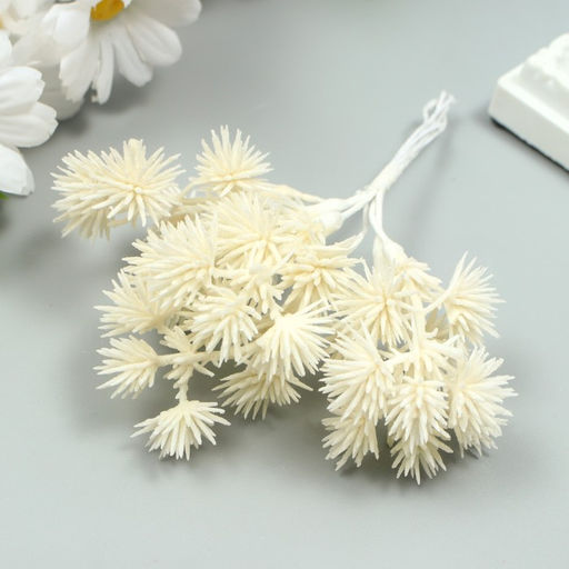 Цена за 10 шт. Искусственное растение для творчества «Еловые шарики» 1 букет=6 веточек белый 14 см