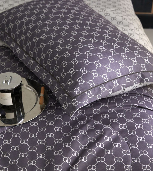 Одеяло MENCY Двухстороннее с простыней на резинке и наволочками ODMENDR005