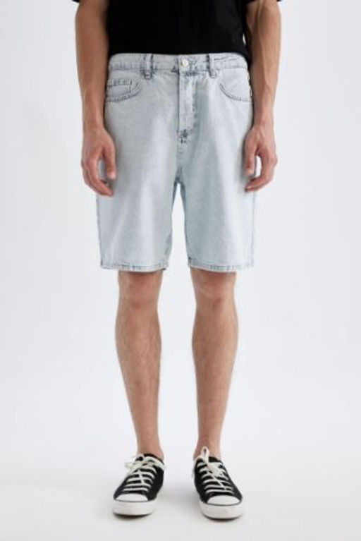 Straight Fit Jean Bermuda Sort