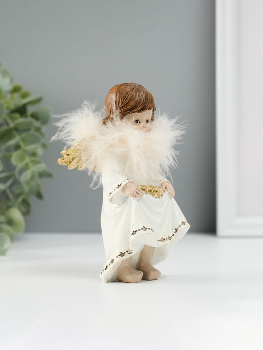 Фигурка полистоун «Ангелочек со звёздами в подоле», пух, золотые крылья, 8.5×7×13 см