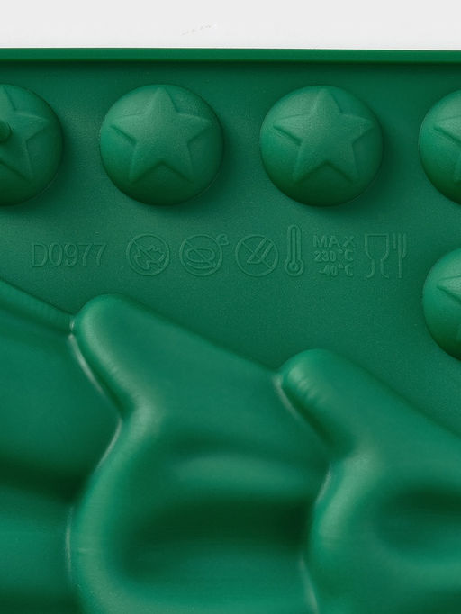 Форма для выпечки новогодняя Доляна «Ёлка с шарами», 21.5×14×2.5 см, силикон, зелёная