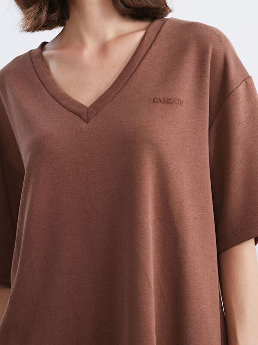 V Yaka Nak??l? Oversize Kad?n Ti??rt