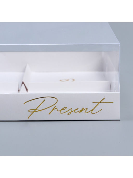 Цена за 5 шт. Коробка кондитерская для муссовых пирожных «Present», 27×17.8×6.5 см