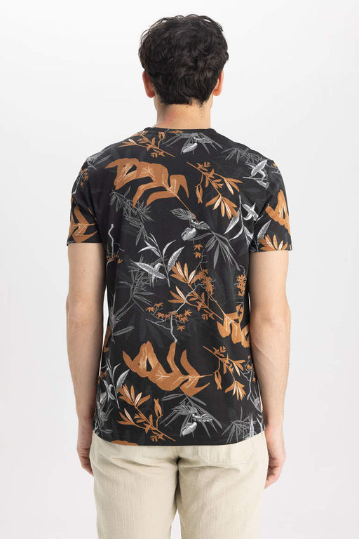 Облегающая футболка с круглым вырезом и короткими рукавами с рисунком - Defacto фото 6