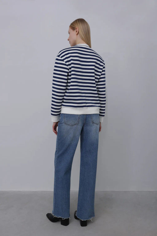 Бело-черная толстовка в горизонтальную полоску - Incity фото 9