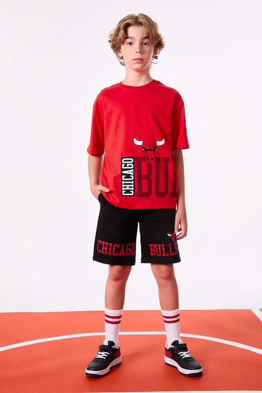 Футболка большого размера с круглым вырезом и короткими рукавами NBA Chicago Bulls для мальчиков - Defacto фото 2