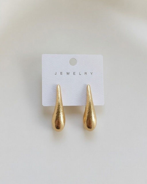 Стильные серьги