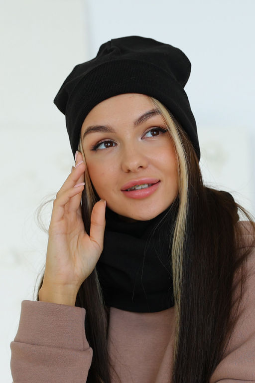 Комплект шапка и снуд