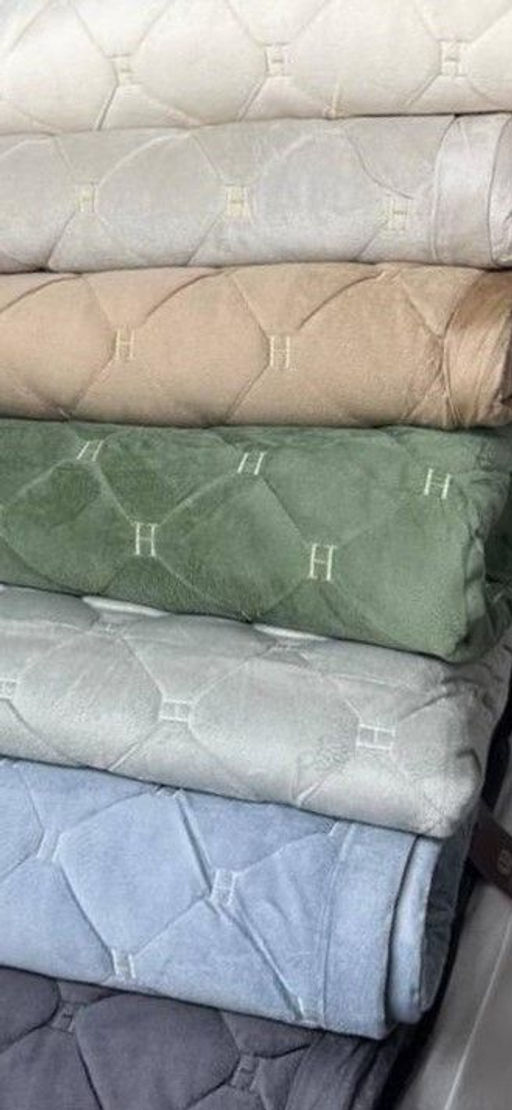 Покрывало Велюровое H 220х240 Серый