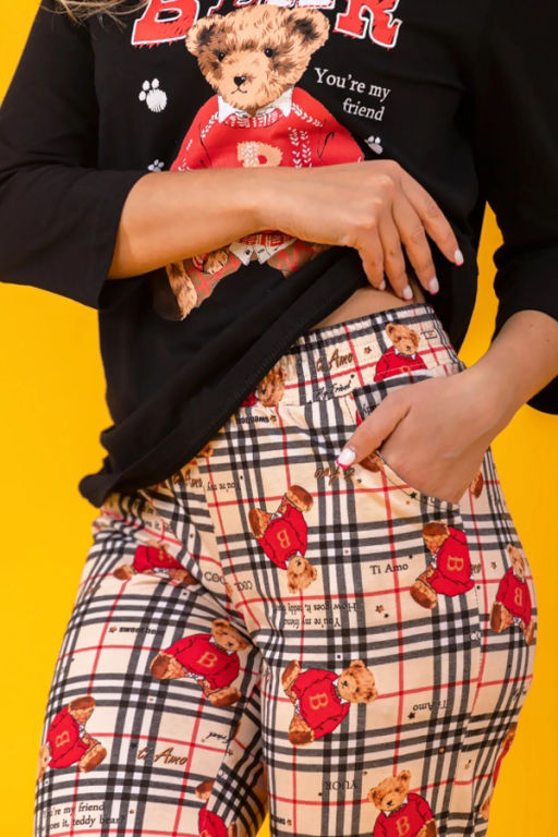 Костюм женский, цвет бежевый черный красный