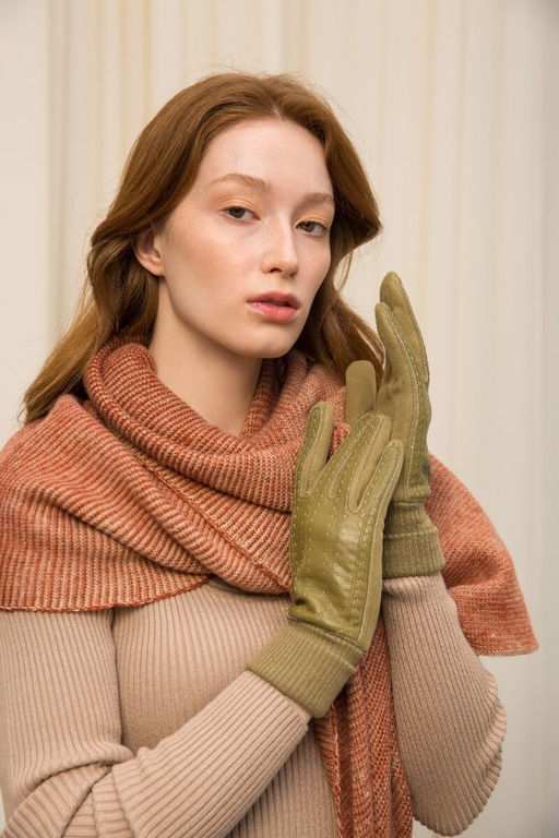 Перчатки из экокожи и шерсти