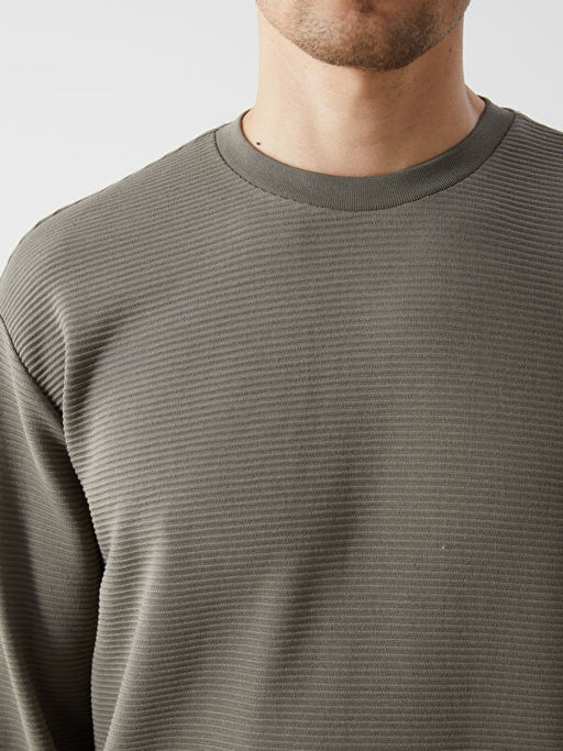 Bisiklet Yaka Uzun Kollu Erkek Dokulu Sweatshirt