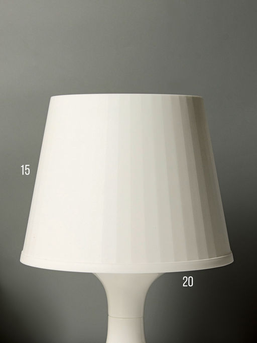 Лампа настольная RISALUX 1340001, E14, 15 Вт, белая, 19.5×28 см