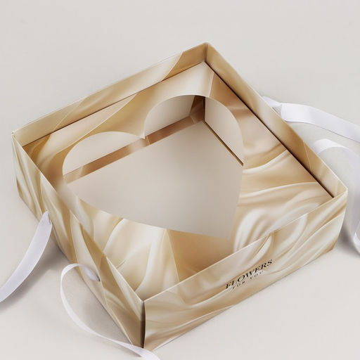 Коробка для цветов с фигурным вкладышем и пластиковой крышкой «Для тебя», 23.5 х 23.5 х 15 см