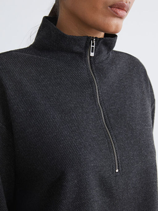 Dik Yaka Desenli Soft Touch Kad?n Sweatshirt