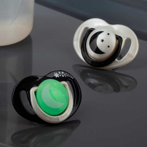 Двойная ортодонтическая пустышка с боксом для хранения 12+, Black & Pearl / Day & Night 2 шт 7124579 - Mamajoo фото 5