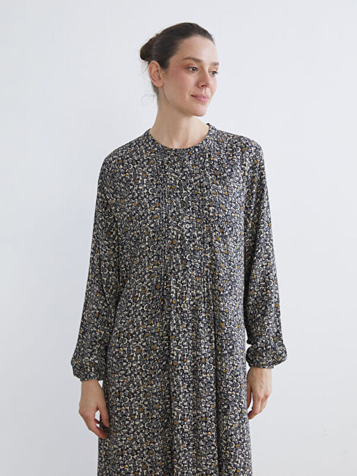 Bisiklet Yaka Desenli Elbise