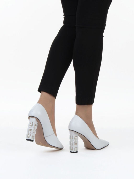 06-E32A-27D WHITE Туфли женские (натуральная кожа)