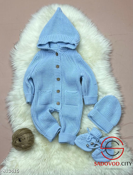 Вязанный комплект 3 ка для новорожденных на выписку