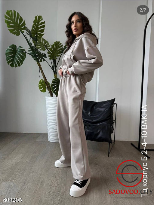 Женский спортивный костюм - Bruno фото 2