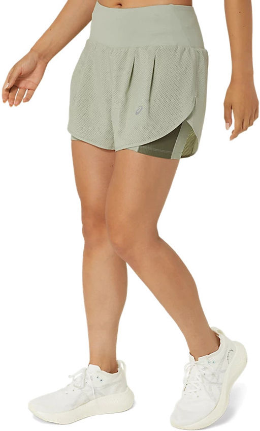 Шорты женские