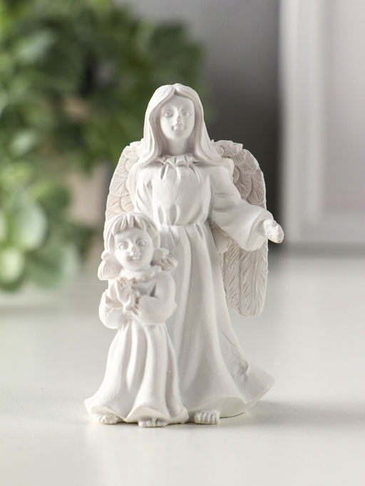 Фигурка полистоун «Девушка-ангел с ребёнком», белый, 5.2×4.2×8.3 см, МИКС