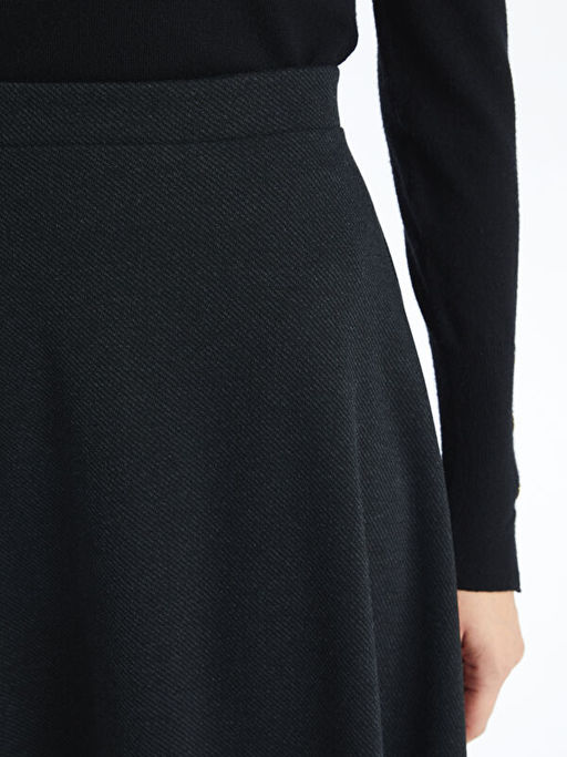 Beli Lastikli Kad?n Etek