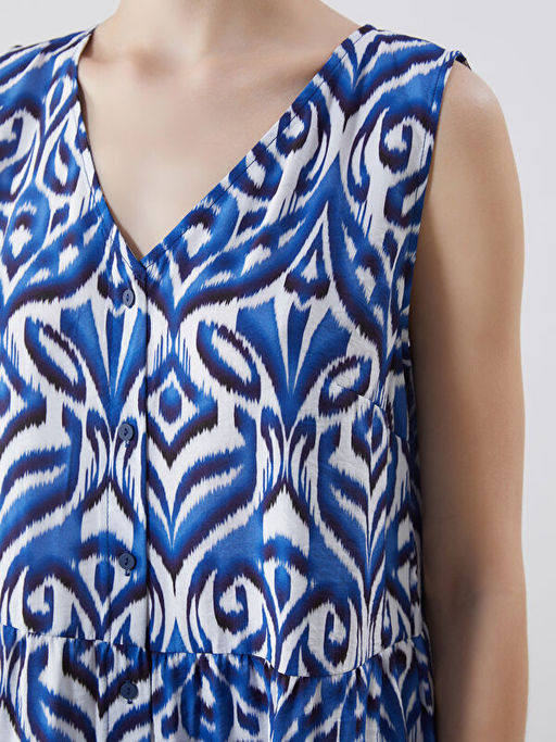 V Yaka Desenli Elbise