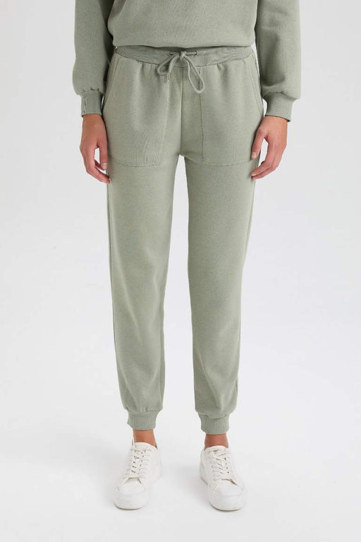 Базовые однотонные толстые спортивные штаны для бега с кружевом и карманом на талии стандартного кроя - Defacto фото 4