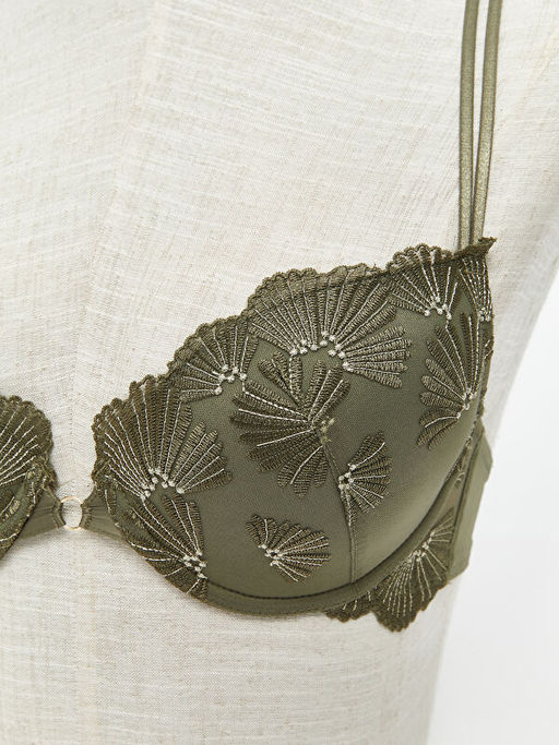 Balenli Dolgusuz Dantel Detayl? Fantezi Ti??rt S?tyen