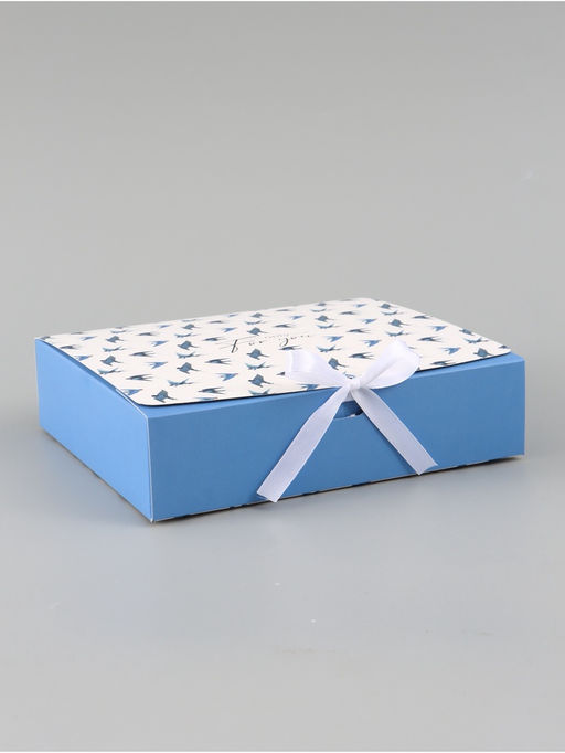Цена за 2 шт. Коробка подарочная самосборная Only for you, 20×18×5 см, с лентой