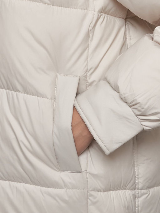 Куртка зимняя женская модная с мехом бежевого цвета 13301B - Visdeer фото 15