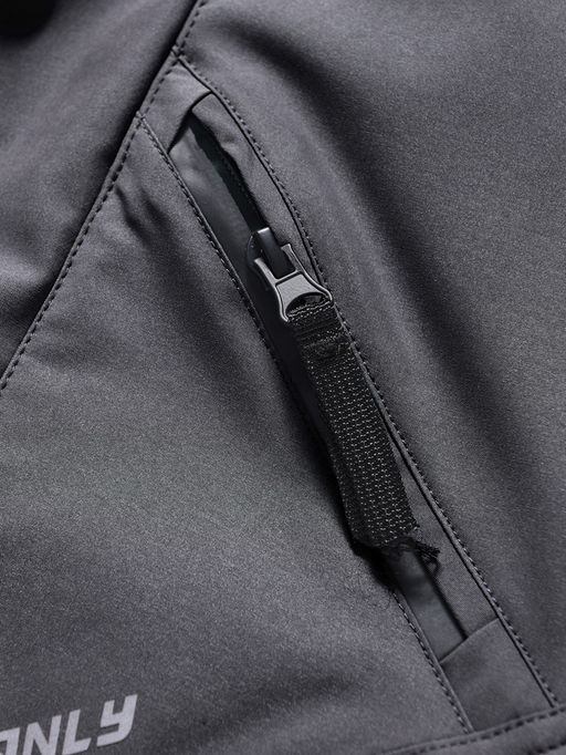 Куртка парка зимняя подростковая для мальчика с капюшоном и мехом черного цвета 9447Ch