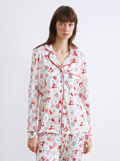 G?mlek Yaka Y?lba?? Temal? Kad?n Pijama Tak?m?