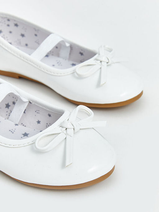 Fiyonk Detayl? K?z ?ocuk Babet