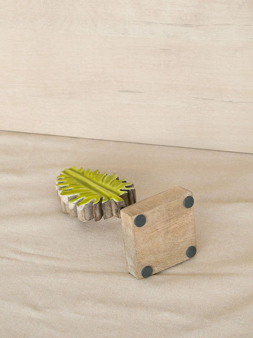 Декоративная фигурка "лист Пальмы" 8x8x21 8x8x21